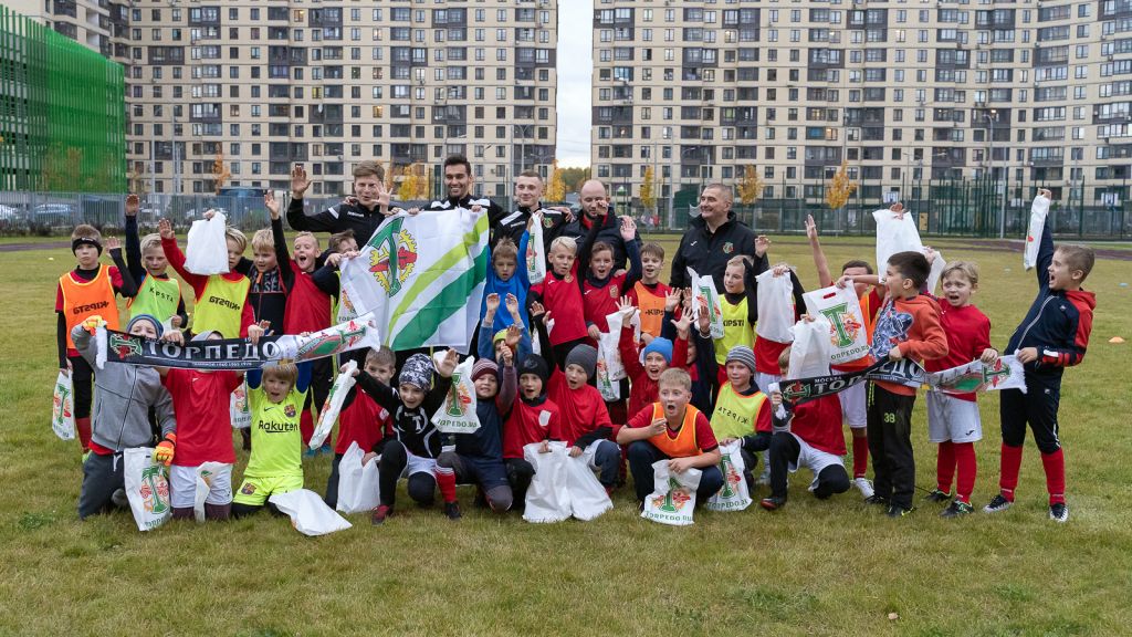 Школа в Мытищах (3).jpg Школа в Мытищах (3).jpg